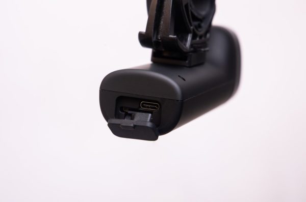 Dash Cam and Headlight - Image 9